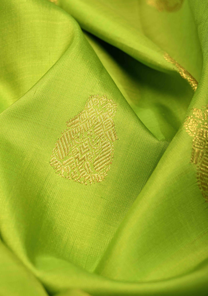 Parrot Green korvai Kanjivaram Pure Silk Saree with Zari Buttas and Contrast Wide Zari Border | SILK MARK CERTIFIED