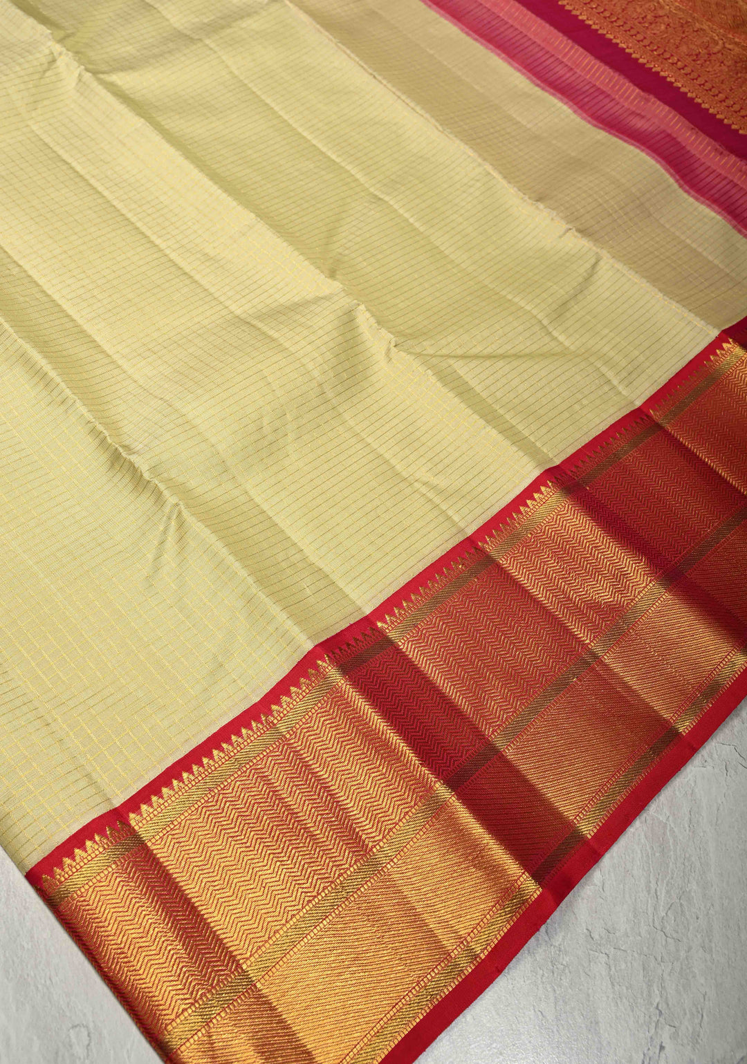 Pista Green Dual Tone korvai Kanjivaram Pure Silk Saree with Zari Checks and Contrast Wide Zari Border | SILK MARK CERTIFIED