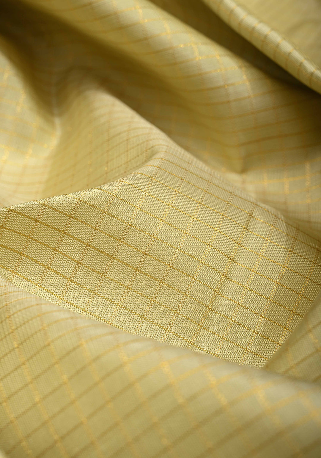 Pista Green Dual Tone korvai Kanjivaram Pure Silk Saree with Zari Checks and Contrast Wide Zari Border | SILK MARK CERTIFIED