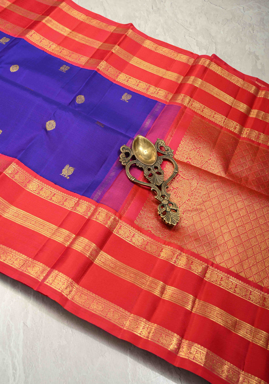 Dark Voilet Kanjivaram Pure Silk Saree with Zari Buttas and Korvai Contrast Border | SILK MARK CERTIFIED