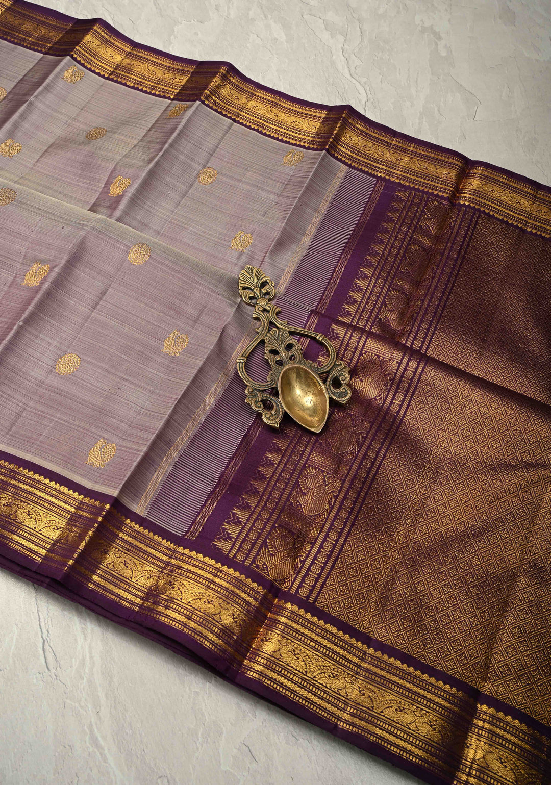 Mauve Pure Kanjivaram Silk Saree with Zari Buttas and Contrast Zari Border| SILK MARK CERTIFIED