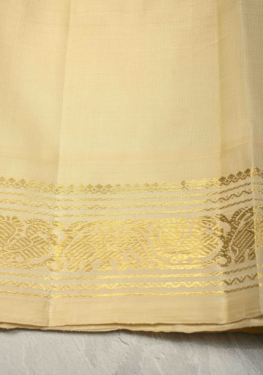 Forest Green Pure Kanjivaram Silk Saree with Zari Buttas and Korvai Border | SILK MARK CERTIFIED