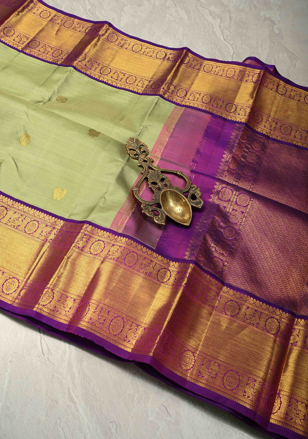 Pista Green Pure Kanjivaram Silk Saree with Zari Buttas and Contrast Zari Border| SILK MARK CERTIFIED