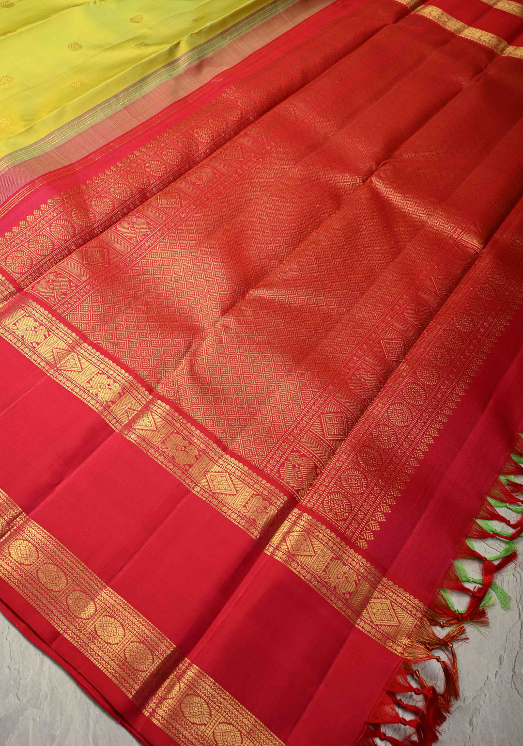 Lime Green Dual Tone Pure Kanjivaram Silk Saree with Zari Buttas and Contrast Rettaipet Zari Border| SILK MARK CERTIFIED