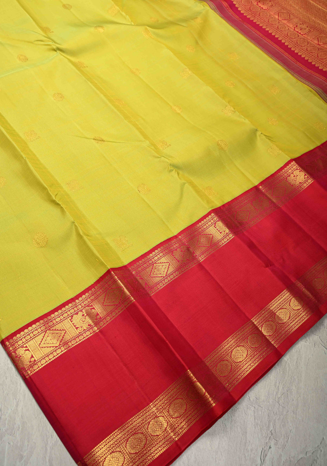 Lime Green Dual Tone Pure Kanjivaram Silk Saree with Zari Buttas and Contrast Rettaipet Zari Border| SILK MARK CERTIFIED