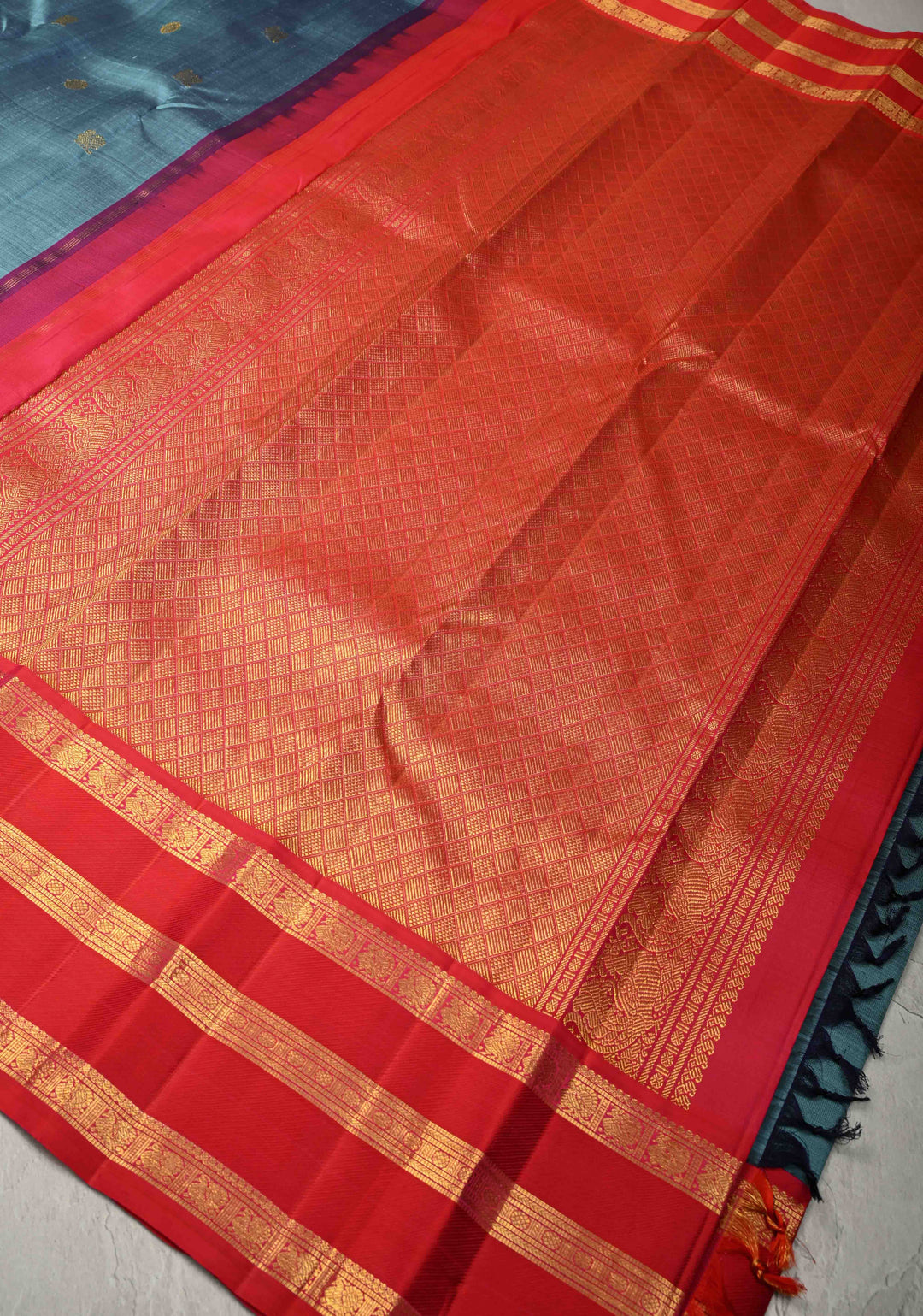 Dusty Blue Dual Tone Pure Kanjivaram Silk Saree with Zari Buttas and Contrast Zari Border| SILK MARK CERTIFIED