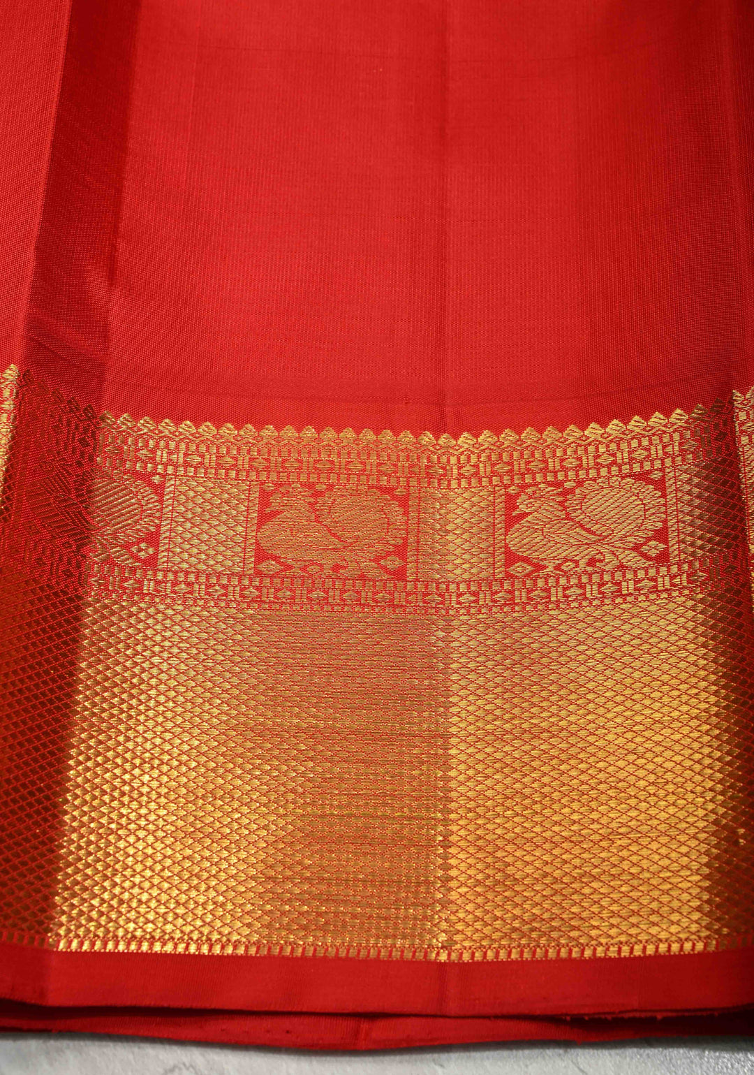 Parrot Green Dual Tone Korvai Kanjivaram Pure Silk Saree with Zari Buttas and Contrast Wide Zari Border | SILK MARK CERTIFIED