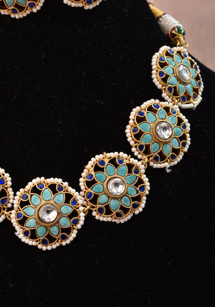 Exquisite Ahmedabadi kundan Floral Units Choker and Earrings Set | Shobitam Jewelry