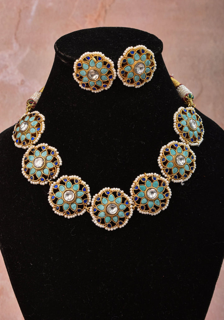 Exquisite Ahmedabadi kundan Floral Units Choker and Earrings Set | Shobitam Jewelry