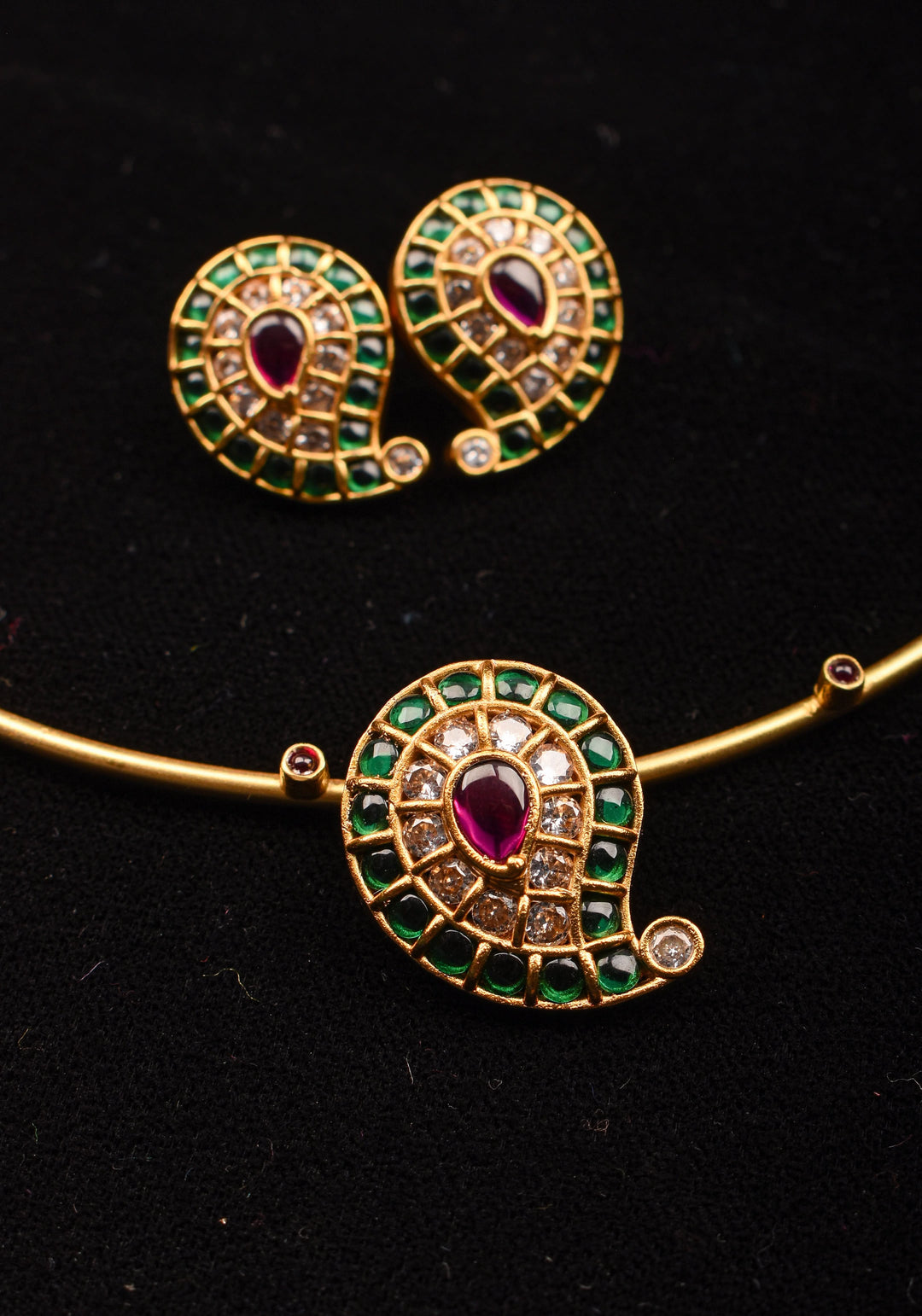 Green Mango Jadau Pendant on Pink stone Wire base Necklace set with pearls dangling beads | Shobitam Jewelry