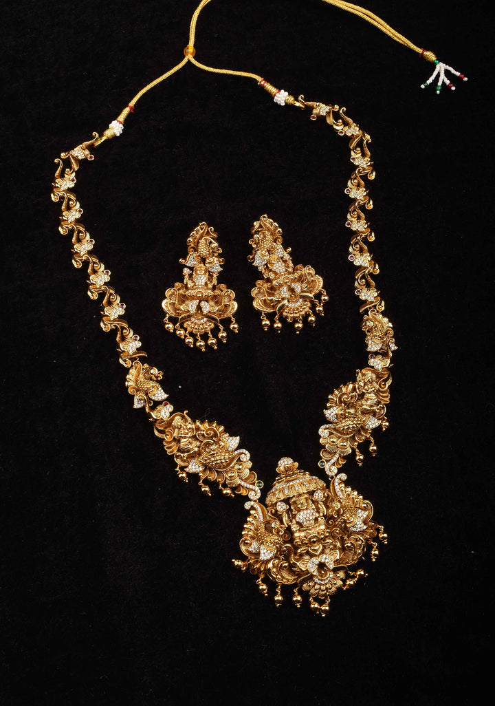 Antique Mid-Haram Set with 3D Lakshmi and Peacock Motifs