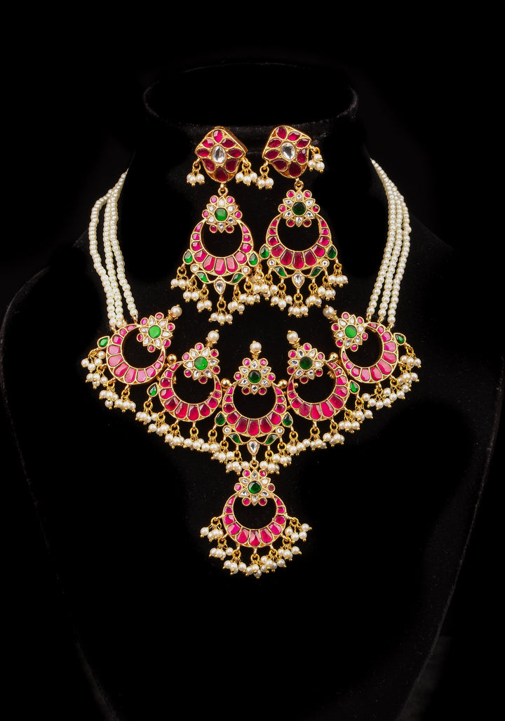 Ahmedabadi kundan Chand Jadau Necklace and Earrings Set