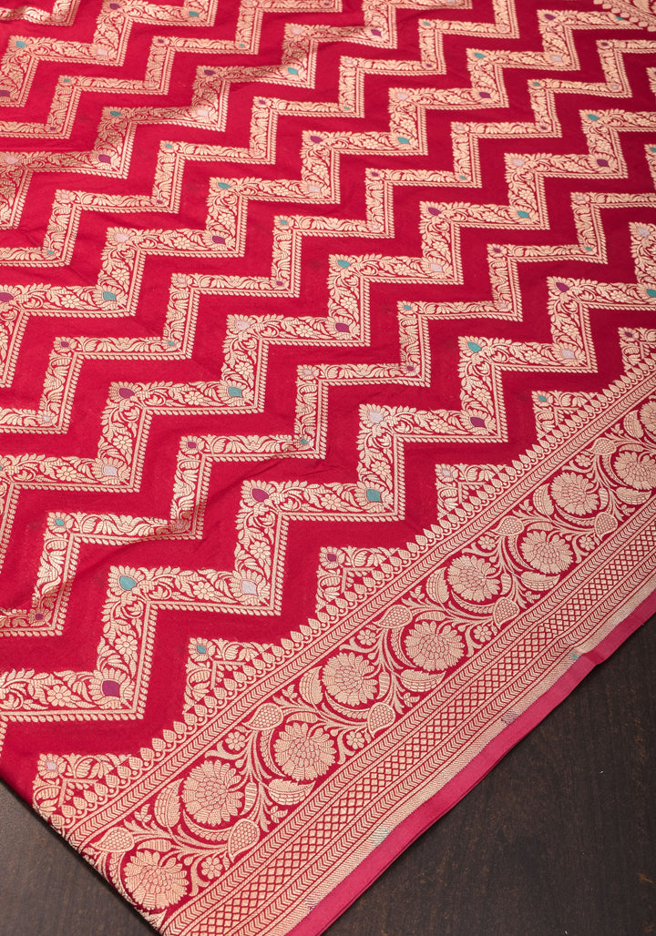 Exquisite Amaranth Red Banarasi Silk Saree with Meenakari Leheria  Jaal  | SILK MARK CERTIFIED