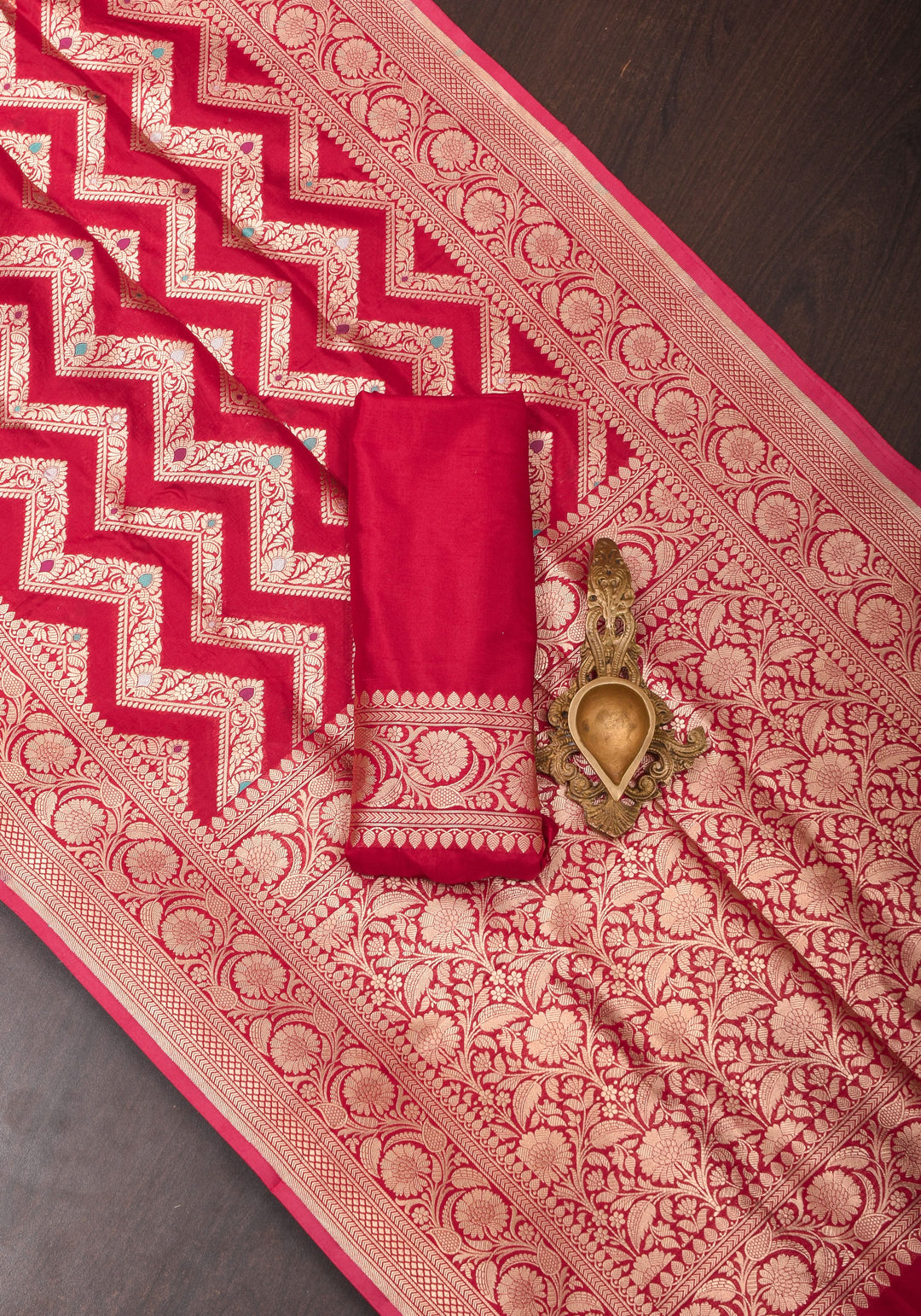 Exquisite Amaranth Red Banarasi Silk Saree with Meenakari Leheria  Jaal  | SILK MARK CERTIFIED
