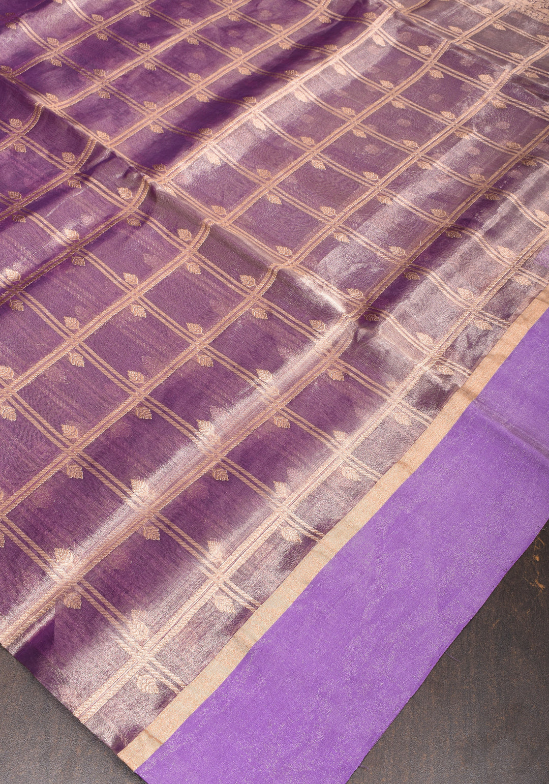 Amethyst Tissue kadhuwa Zari Checks  Pure Silk Banarasi Saree with Plain Border  | SILK MARK CERTIFIED