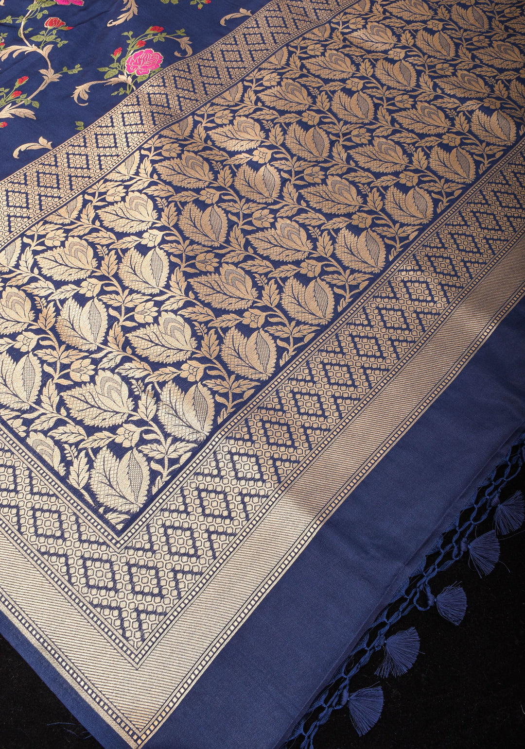 Space Cadet tone Exquisite Meenakari Rose Jaal Semi Silk Saree and zari border