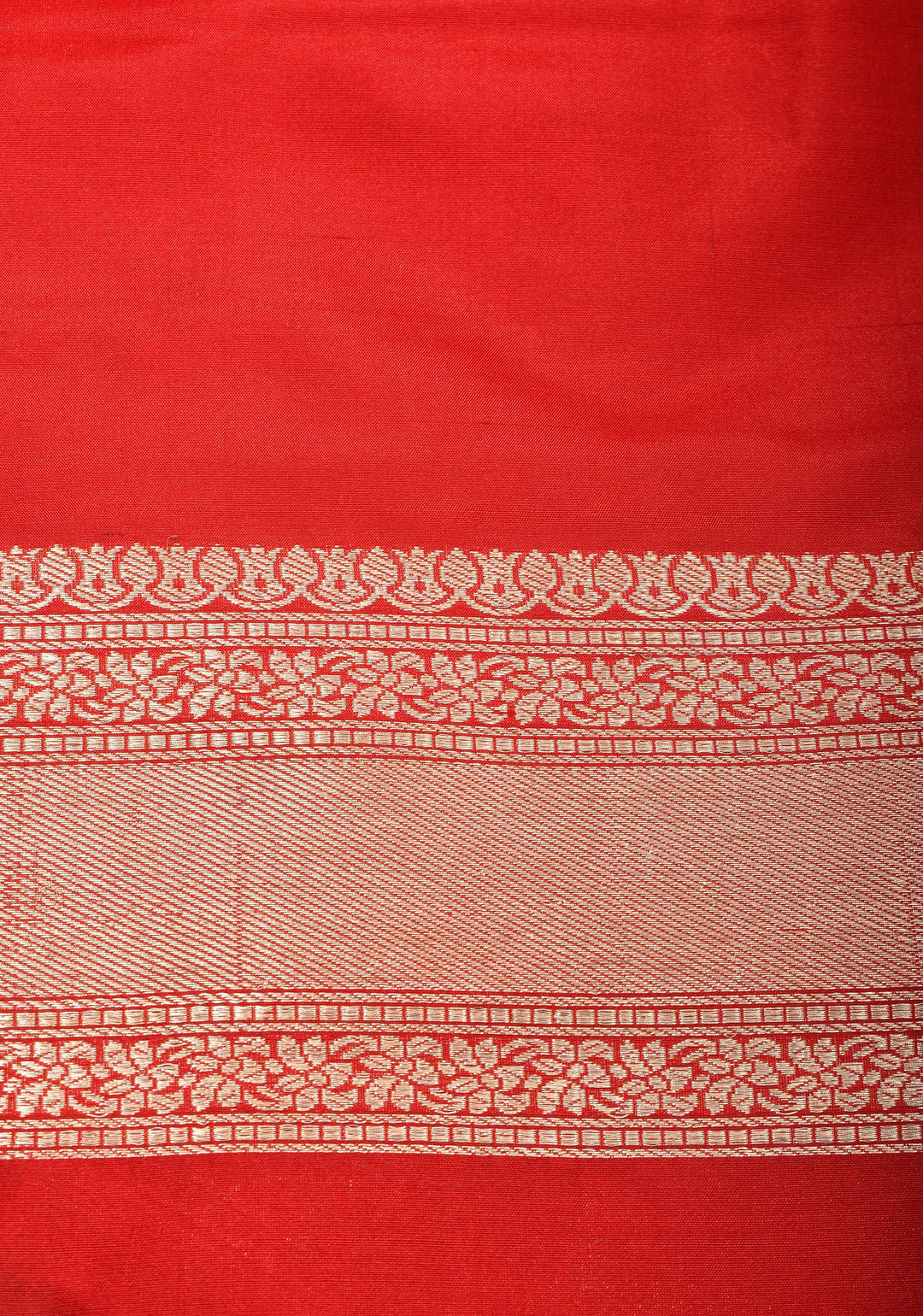 Lavender Pure Tissue Silk Banarasi Saree with alfi Leaf Motifs and  Meenakari Wide Kadhiyal Border | SILK MARK CERTIFIED
