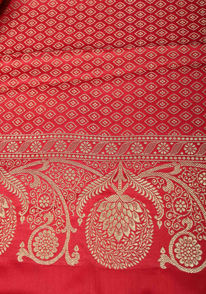 Pinkish Red Banarasi Semi Silk Saree With Floral Zari Border