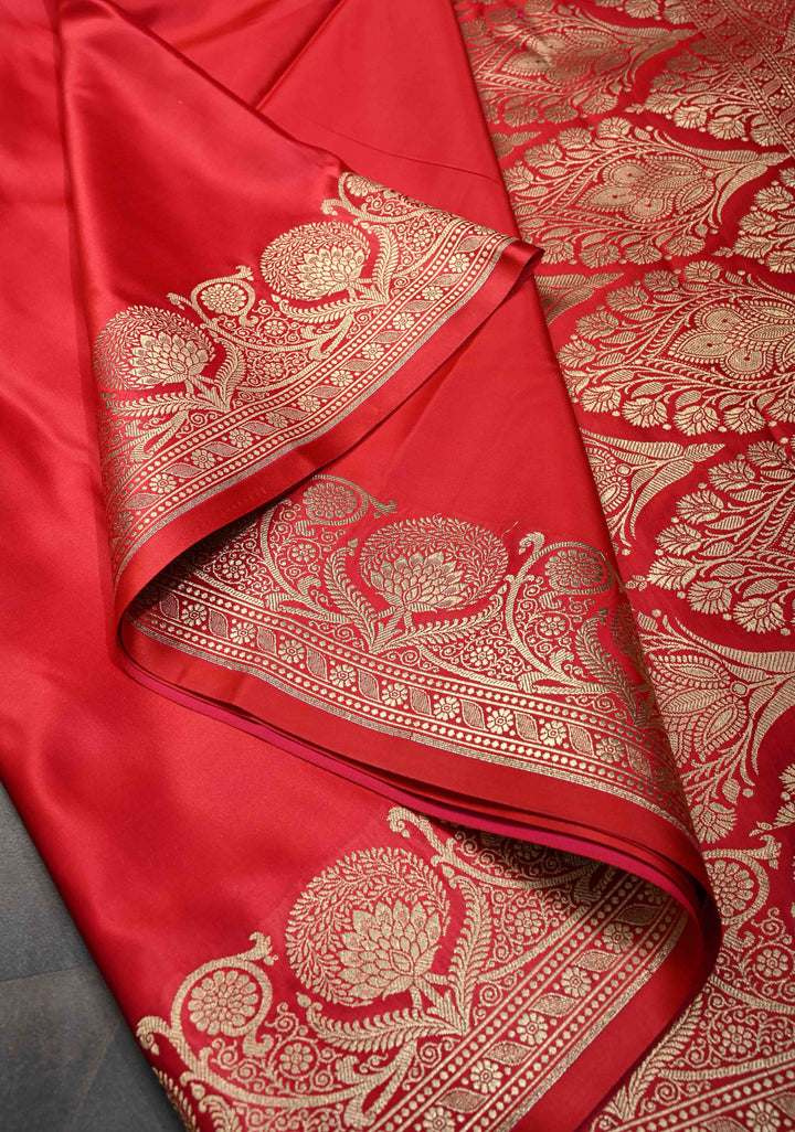 Pinkish Red Banarasi Semi Silk Saree With Floral Zari Border