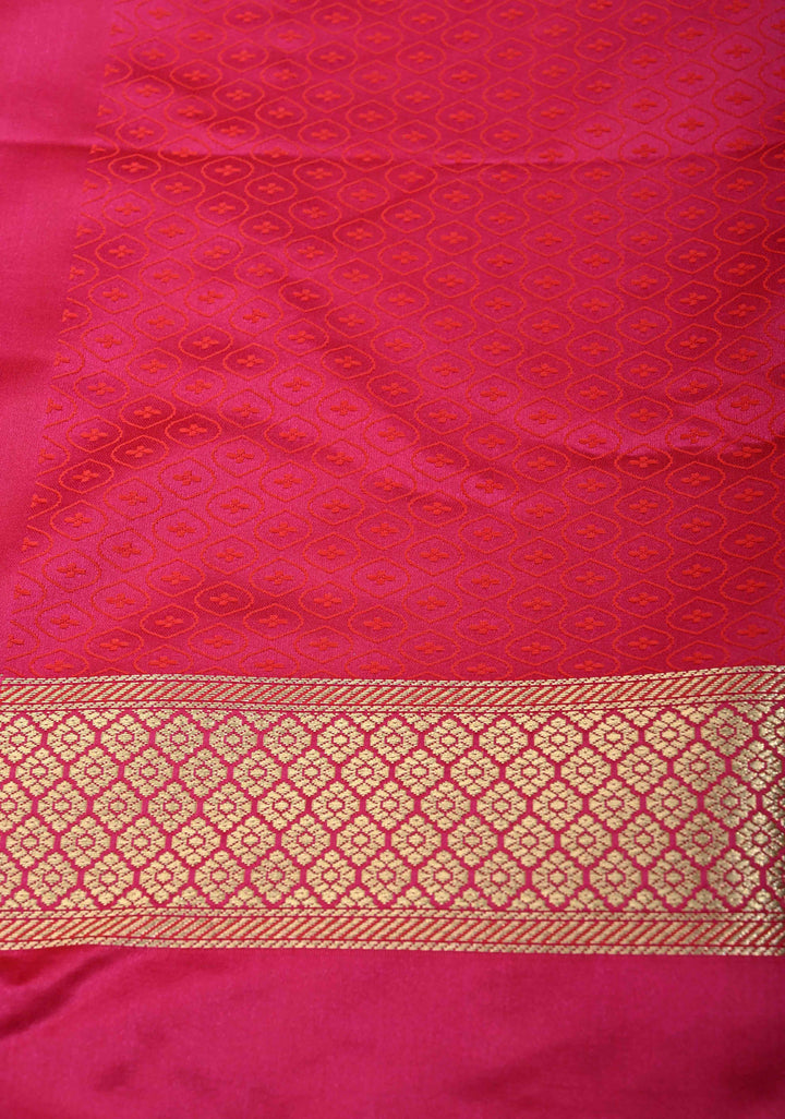 Exquisite Fuchsia and Red Banarasi Semi Silk Saree with Moroccan Trellis Design and Zari Border