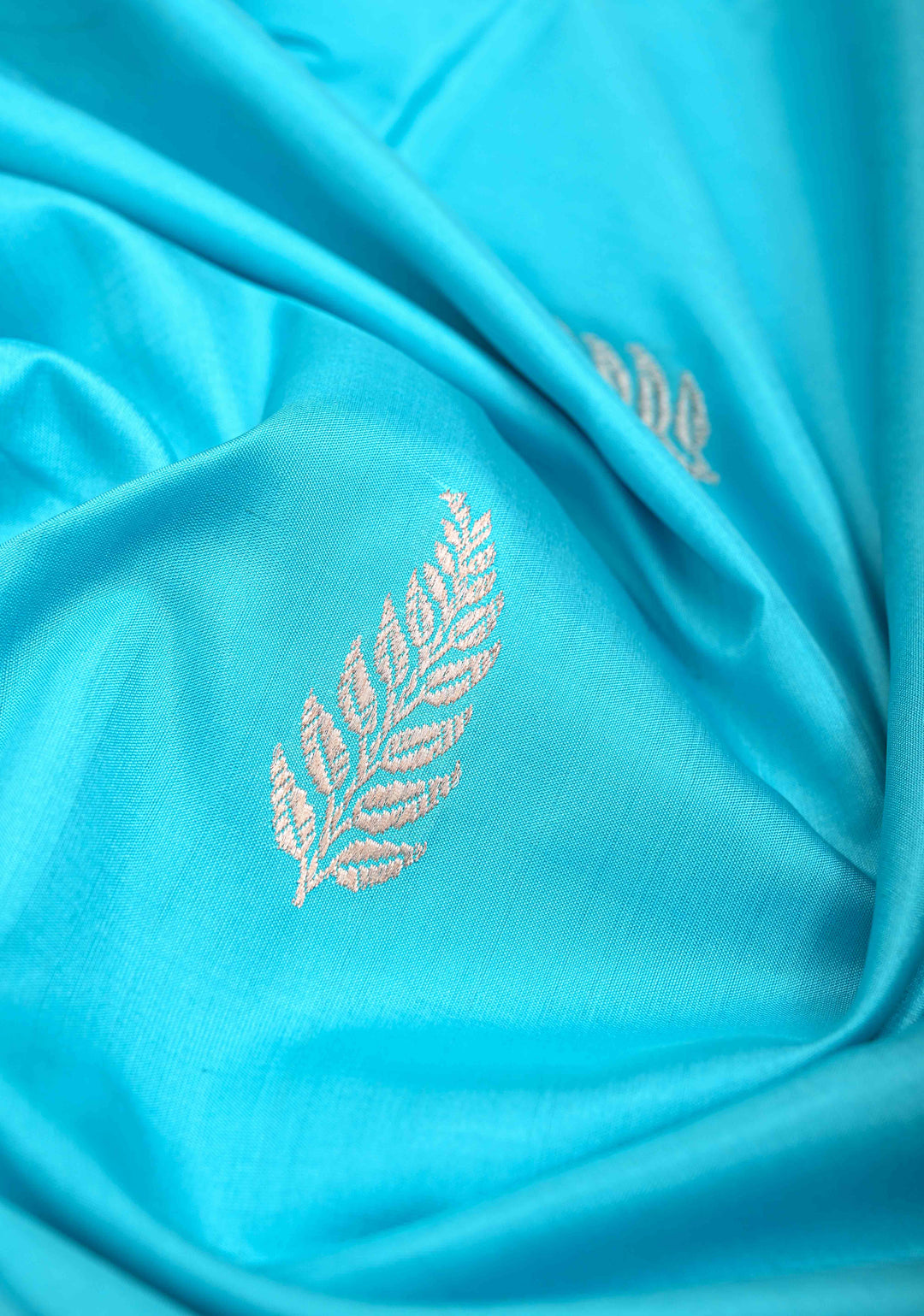 Bright Turquoise Banarasi Katan Silk Saree with Zari Butta And Meenakari Zari Border | SILK MARK CERTIFIED