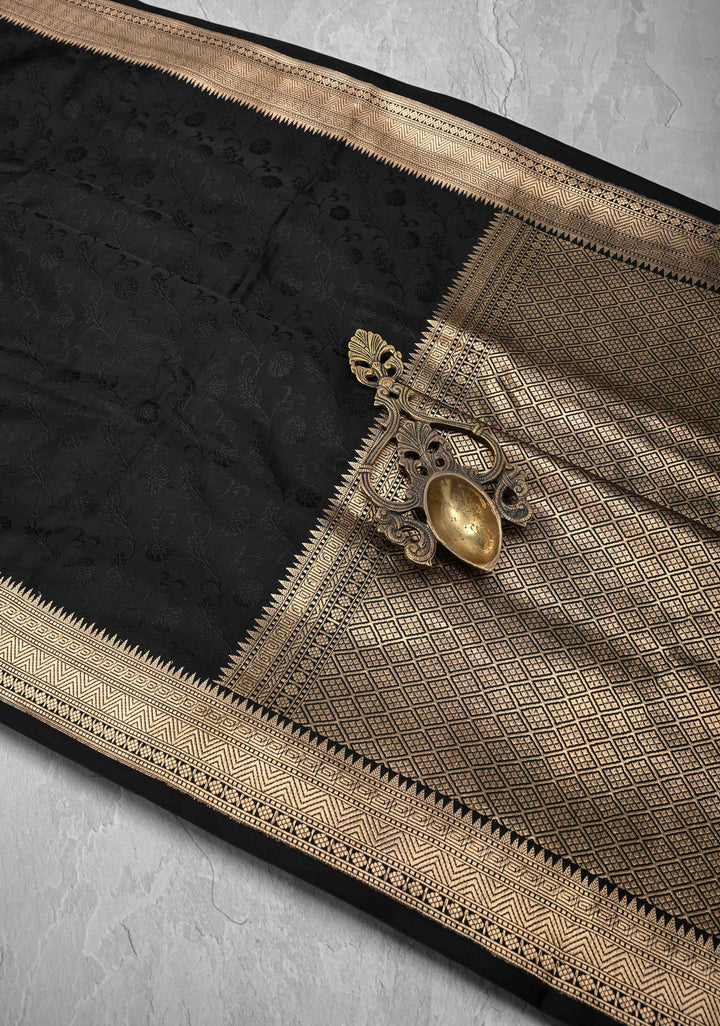 Stunning Black Tanchoi Banarasi Satin Silk Saree with Floral Jaal and Zari Border | SILK MARK CERTIFIED