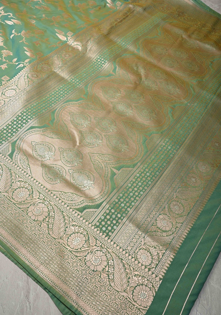 Green Dual tone Semi Silk Saree with Alfi Floral Jaal and Zari Border