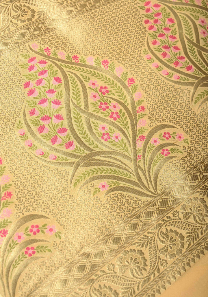 Light Gold Tissue Semi Silk Saree with Leheria Zari Floral Vine Pattern and Zari Border