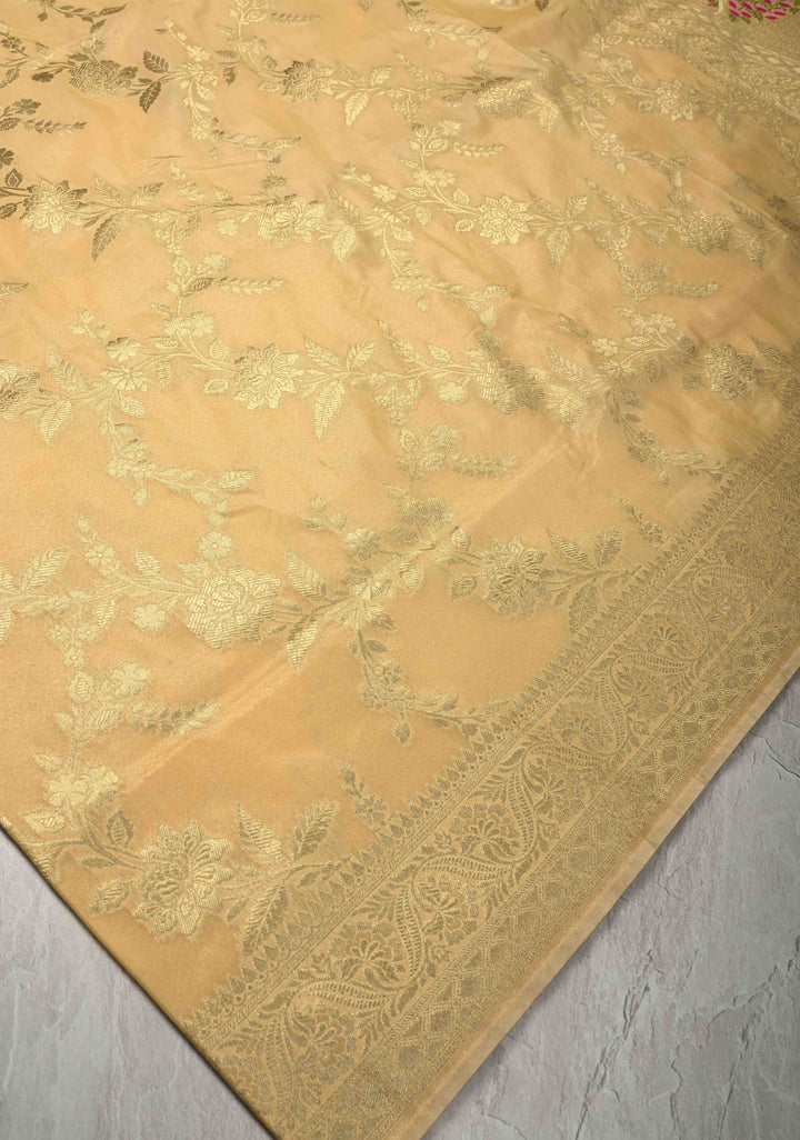 Light Gold Tissue Semi Silk Saree with Leheria Zari Floral Vine Pattern and Zari Border