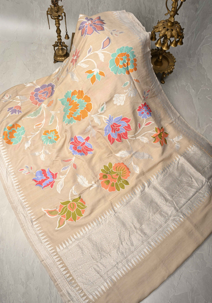 Exquisite Cream Banarasi Tussar Georgette Saree with Meenakari Floral Jaal and Zari Temple Border | SILK MARK CERTIFIED