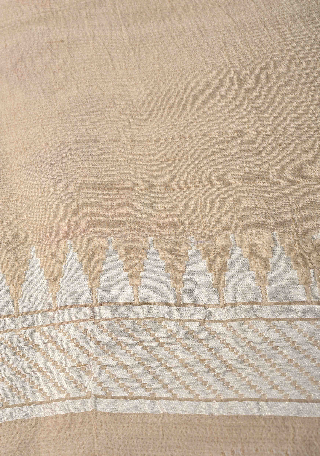 Exquisite Beige Banarasi Tussar Georgette Saree with Meenakari Floral Jaal and Zari Temple Border | SILK MARK CERTIFIED