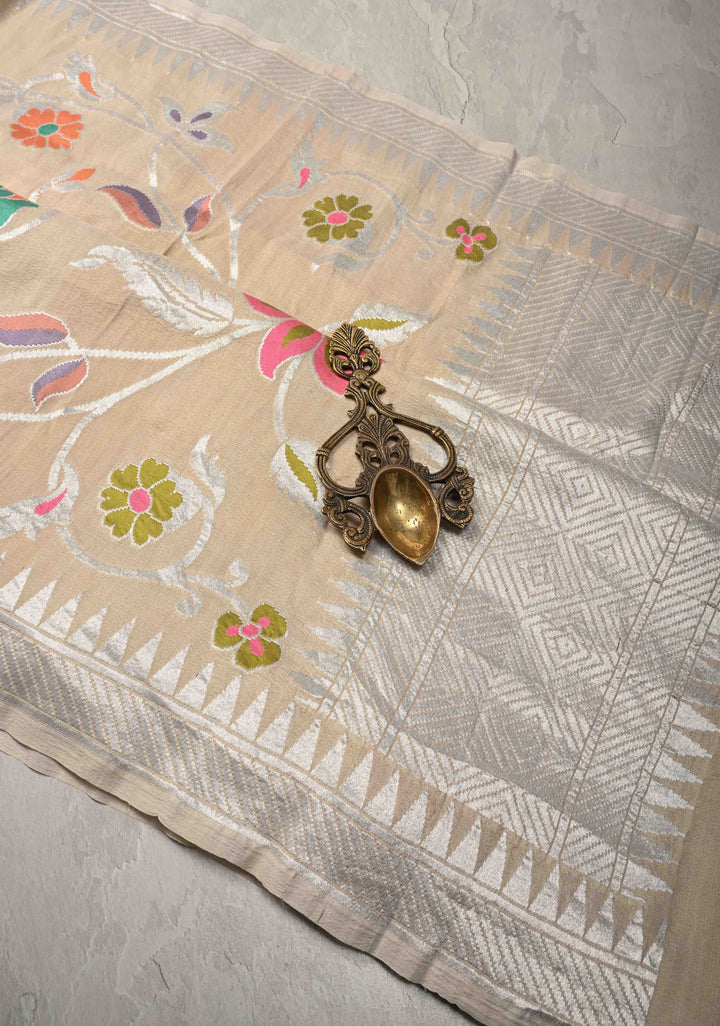 Exquisite Beige Banarasi Tussar Georgette Saree with Meenakari Floral Jaal and Zari Temple Border | SILK MARK CERTIFIED