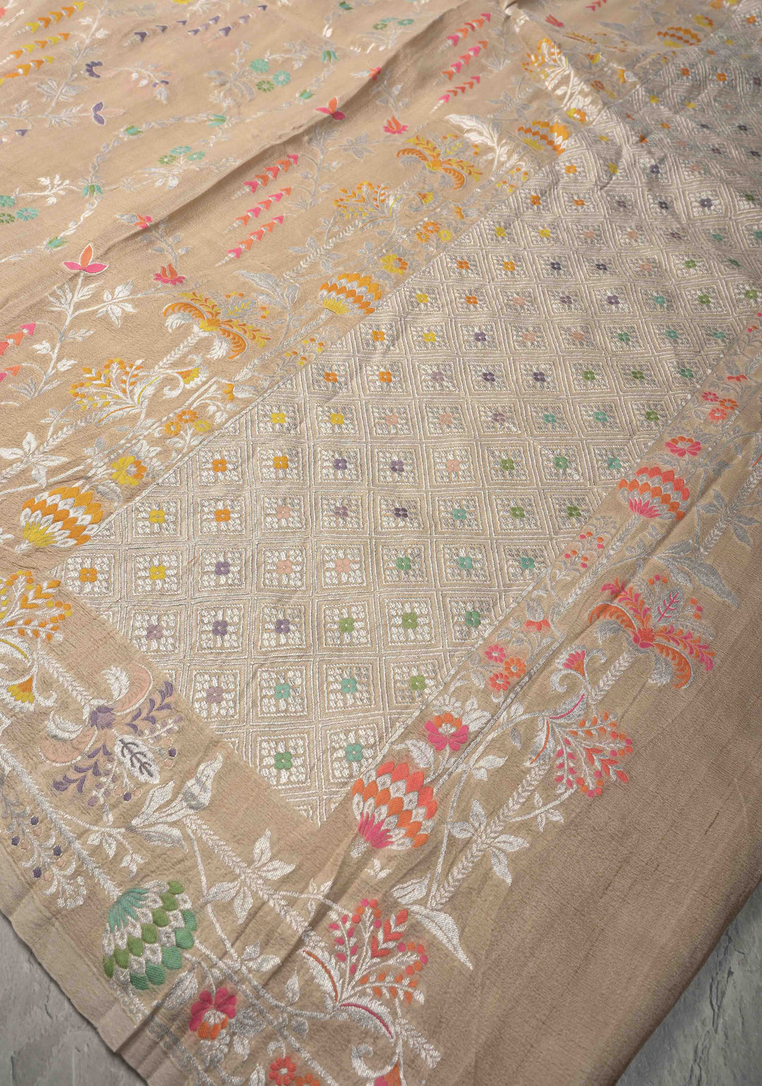 Exquisite Cream Banarasi Tussar Georgette Saree with Meenakari Floral Jaal and Border | SILK MARK CERTIFIED