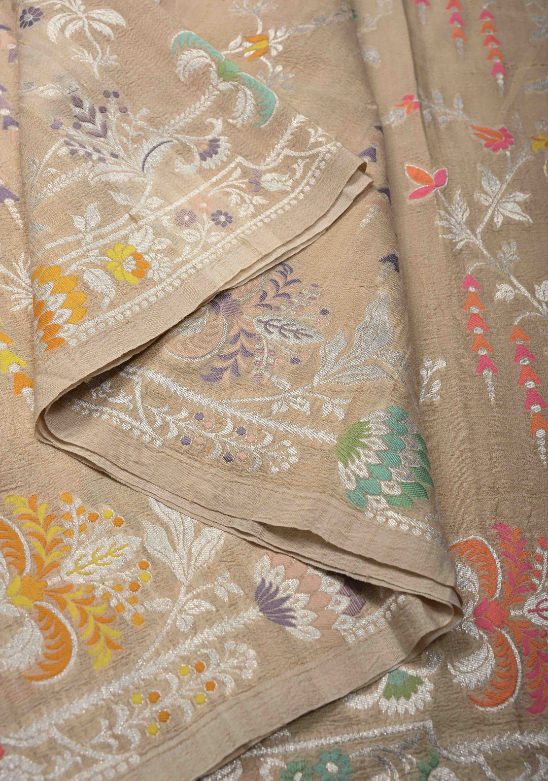 Exquisite Cream Banarasi Tussar Georgette Saree with Meenakari Floral Jaal and Border | SILK MARK CERTIFIED
