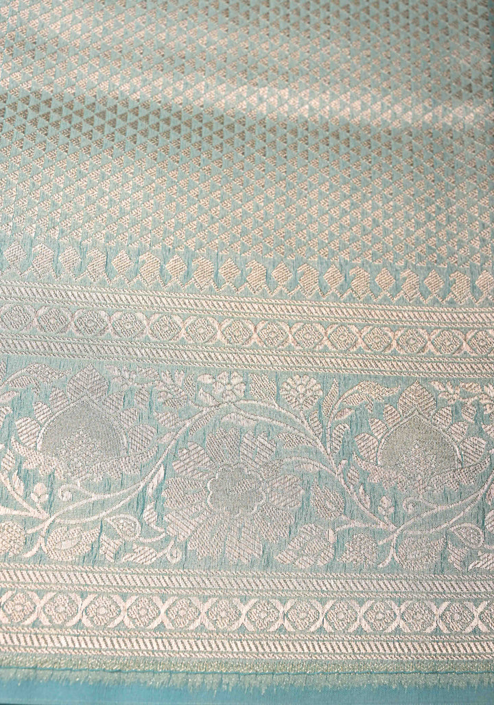 Cyan-Gray Leheria Pattern on Banarasi Semi Kora Saree with Floral Jaal and Zari Border