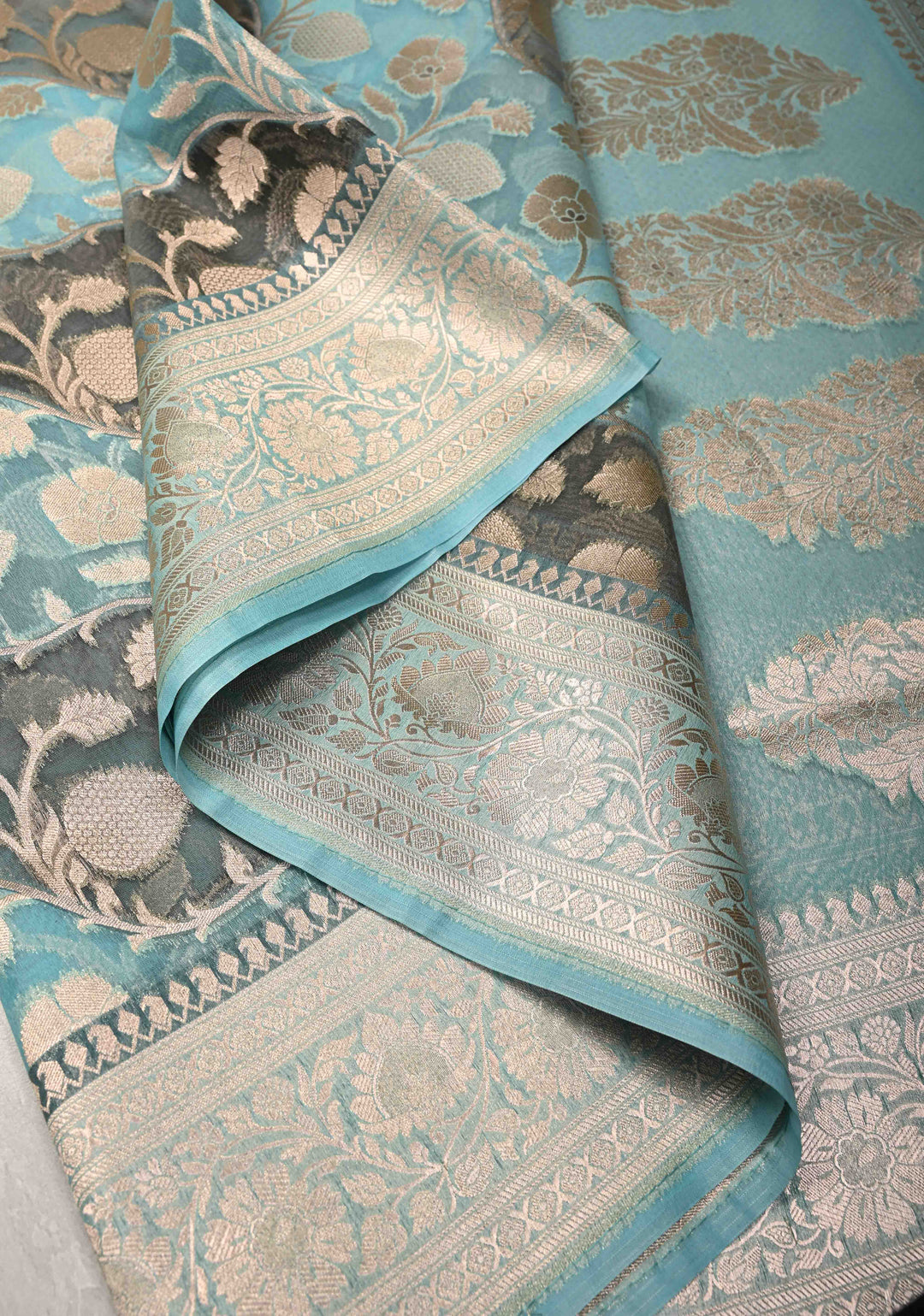 Cyan-Gray Leheria Pattern on Banarasi Semi Kora Saree with Floral Jaal and Zari Border