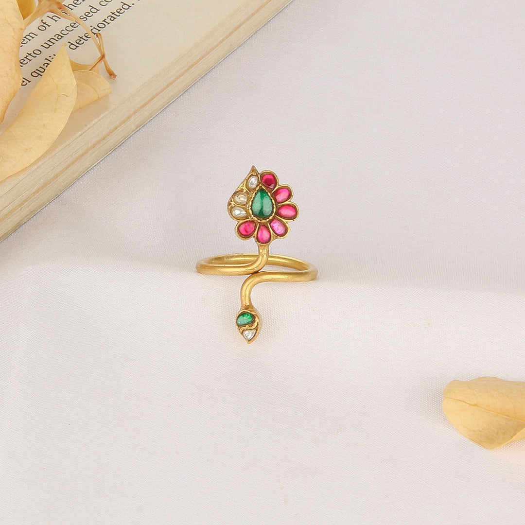 92.5 Silver, 24 kt Gold-Plated Yashiba Kundan Ring | SHOBITAM
