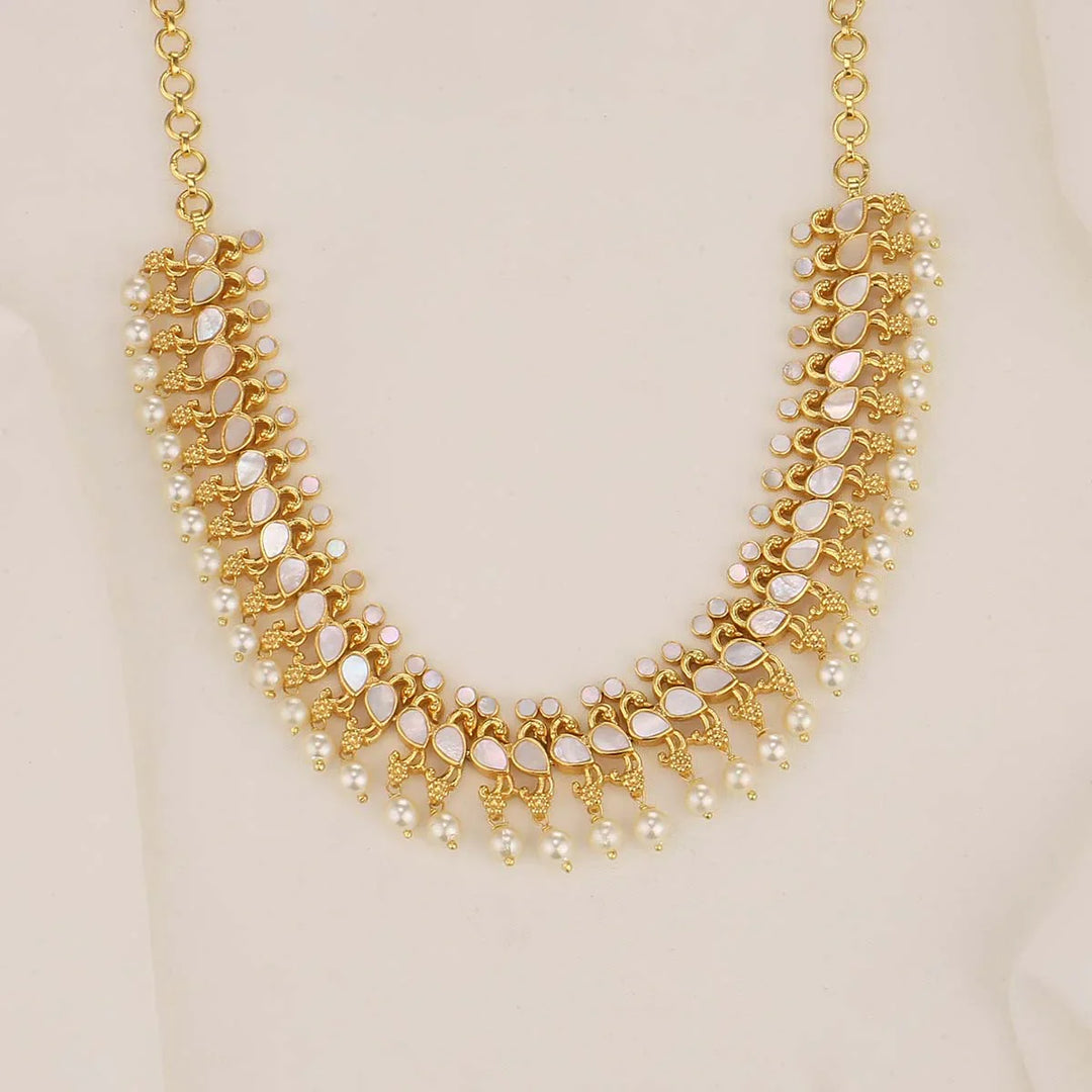 92.5 Pure Silver, 24kt Gold Plated Mother Of Pearls Necklace Set