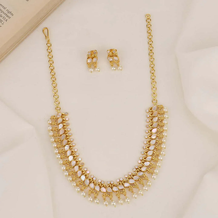 92.5 Pure Silver, 24kt Gold Plated Mother Of Pearls Necklace Set