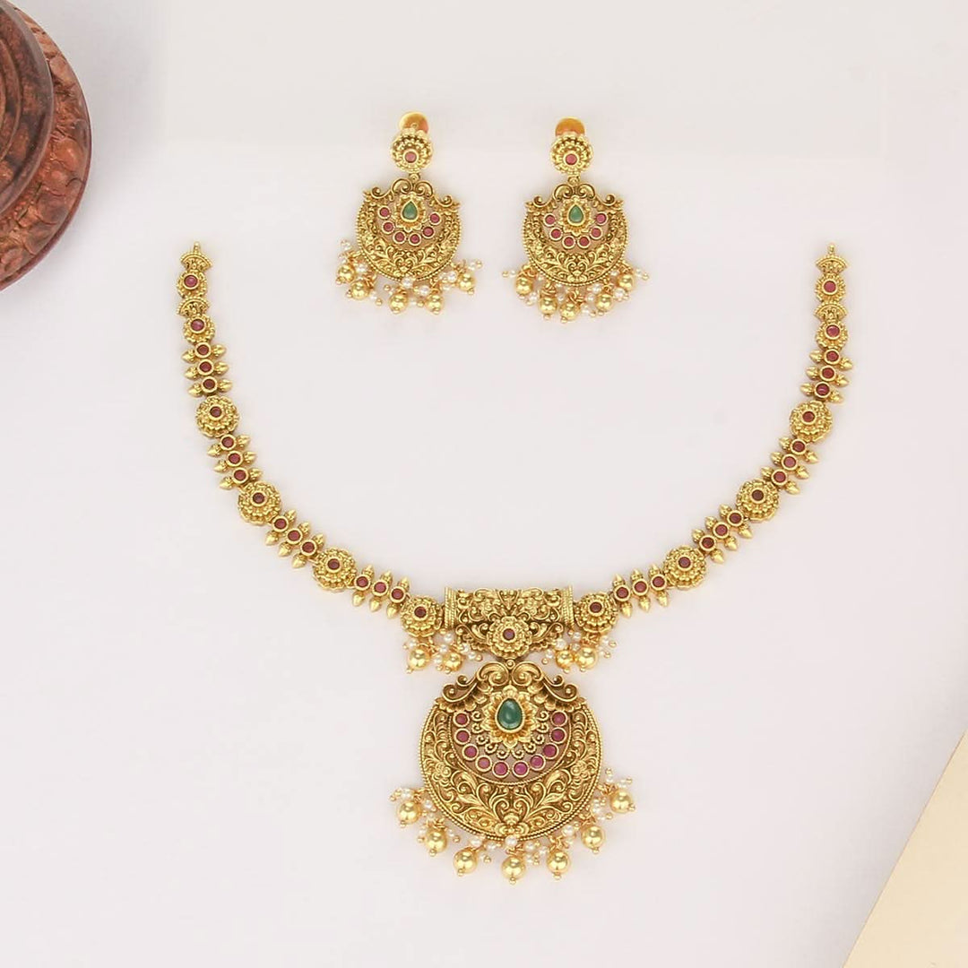 Pure 92.5 Silver, 24kt Gold Plated Prashikha Short Necklace Set | SHOBITAM