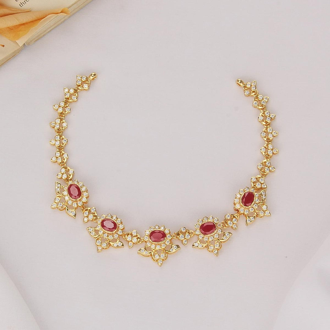 92.5 silver Glittering Diamond Design Short Necklace | SHOBITAM