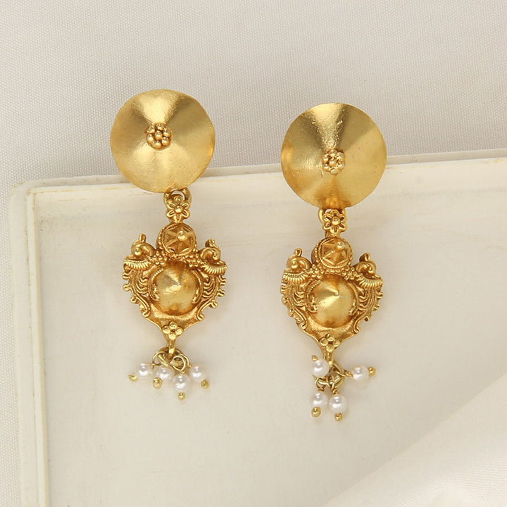 92.5 Silver and 24kt gold-plated, Stunning Mangalyam Necklace Set