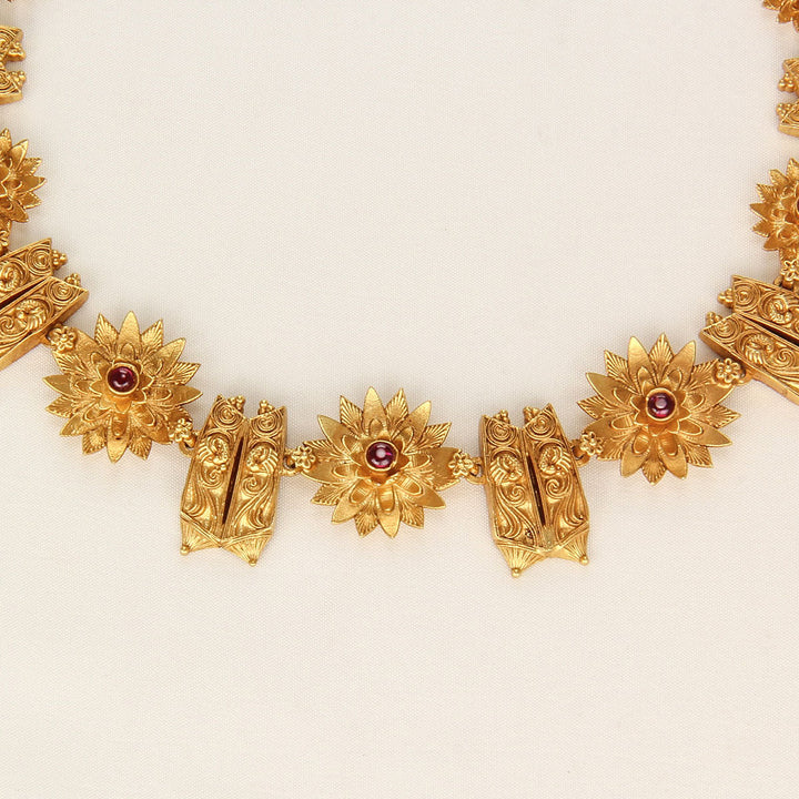 92.5 Silver and 24kt gold-plated, Window shallow Chocker Necklace Set | SHOBITAM