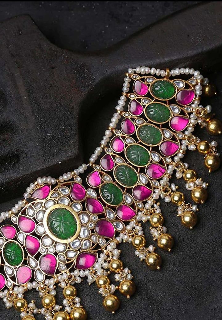 92.5 Silver Floral Short Choker with kundan stone and dangling beads