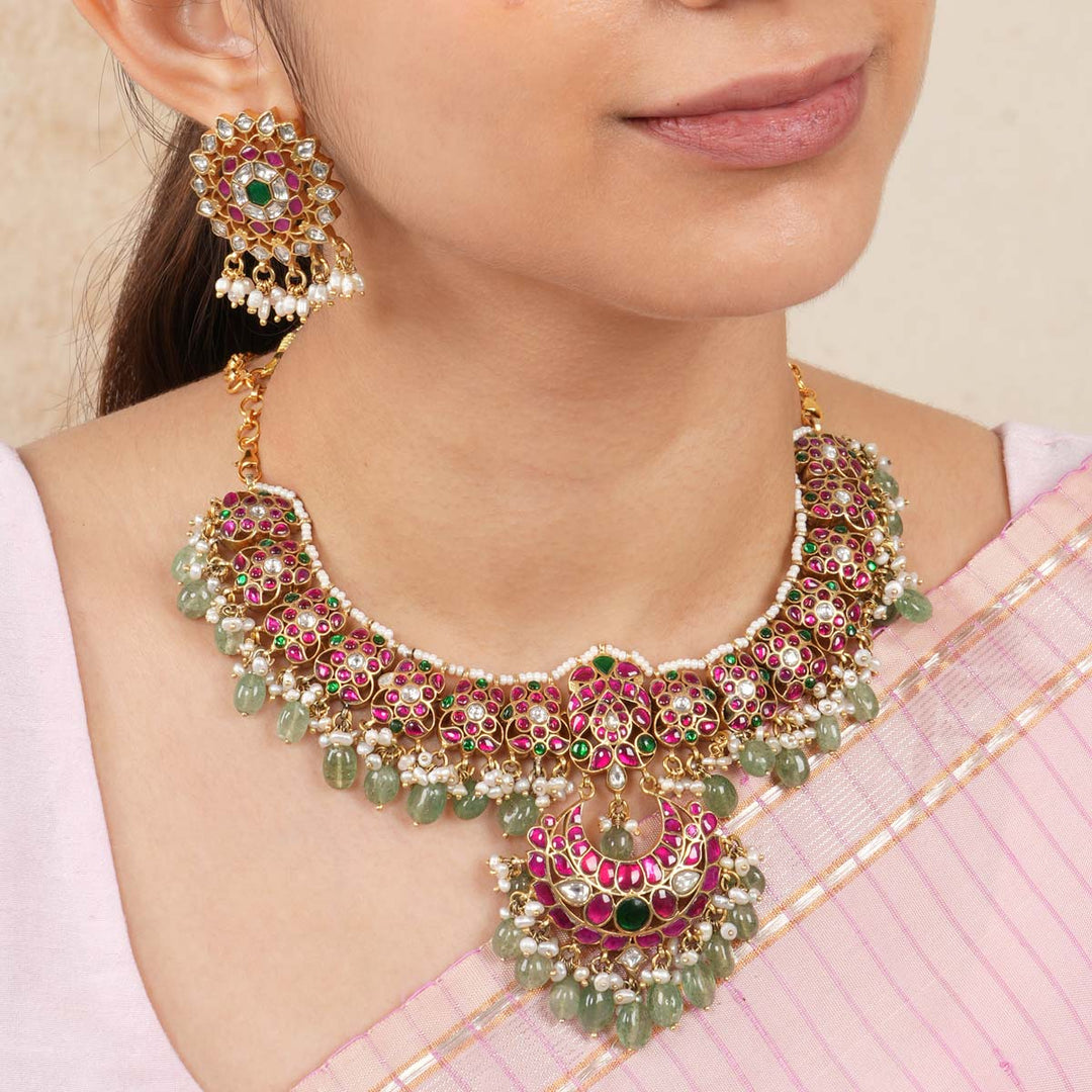 92.5 Silver, 24 kt Gold-Plated Daisy Kundan Necklace