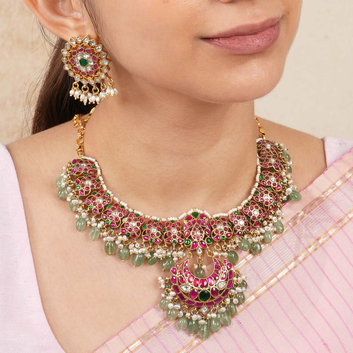 92.5 Silver, 24 kt Gold-Plated Daisy Kundan Necklace
