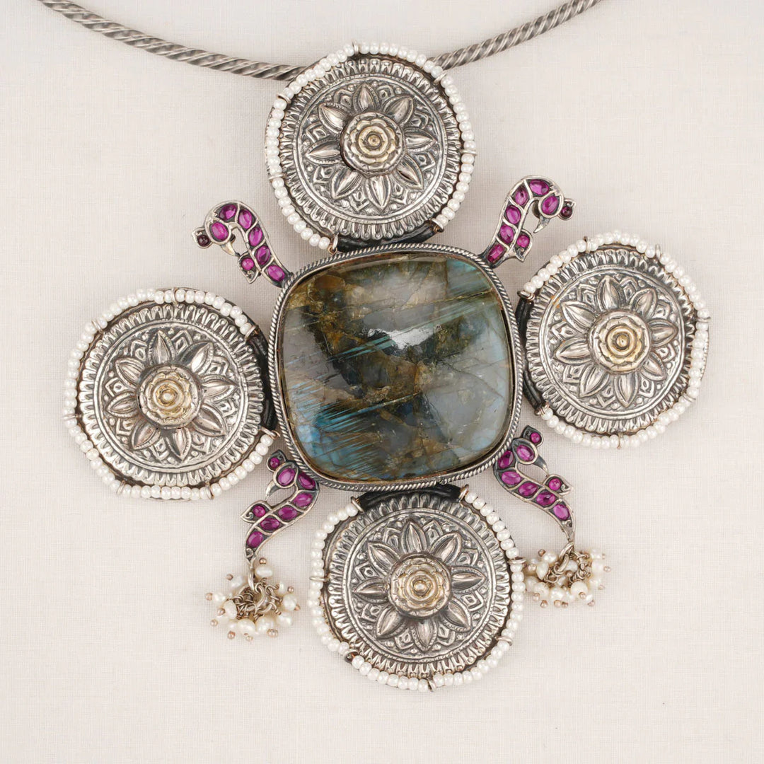 92.5 Silver, Contemporary Hasli with Chunky Studded Pendant