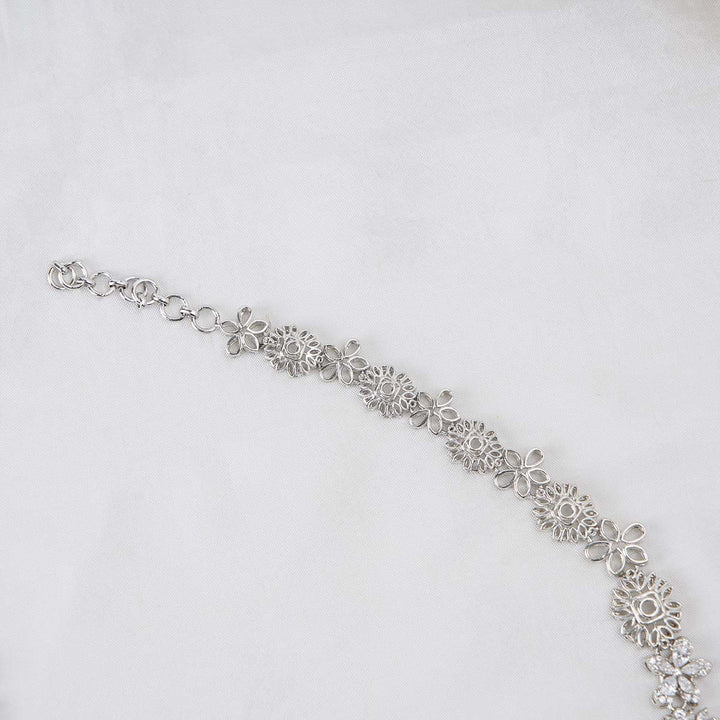 Pure 92.5 Silver Engaging Necklace Set | SHOBITAM