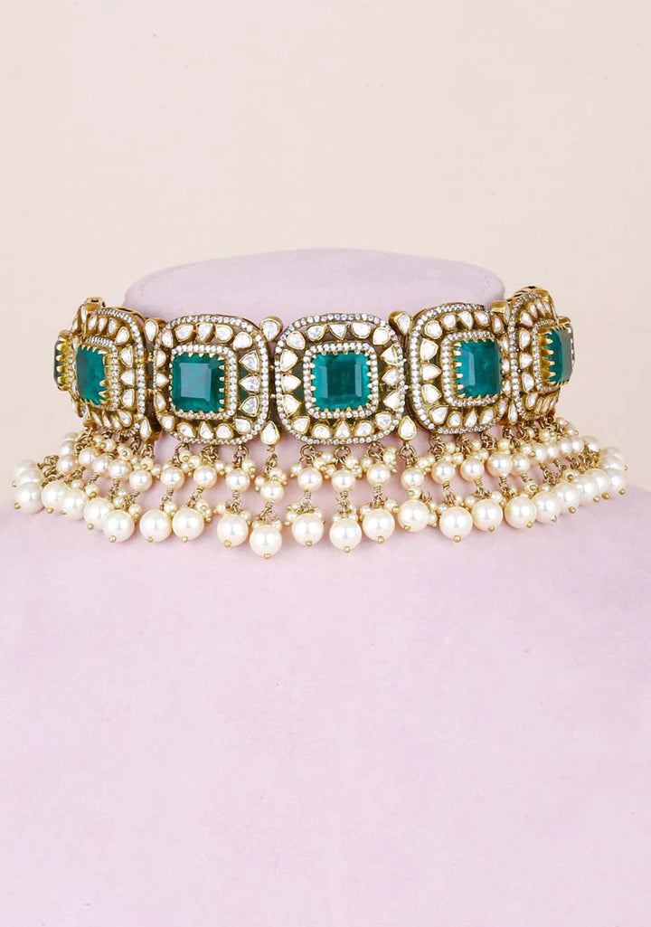 Pure 92.5 Silver Emerald Stone Victorian Finish Choker | SHOBITAM