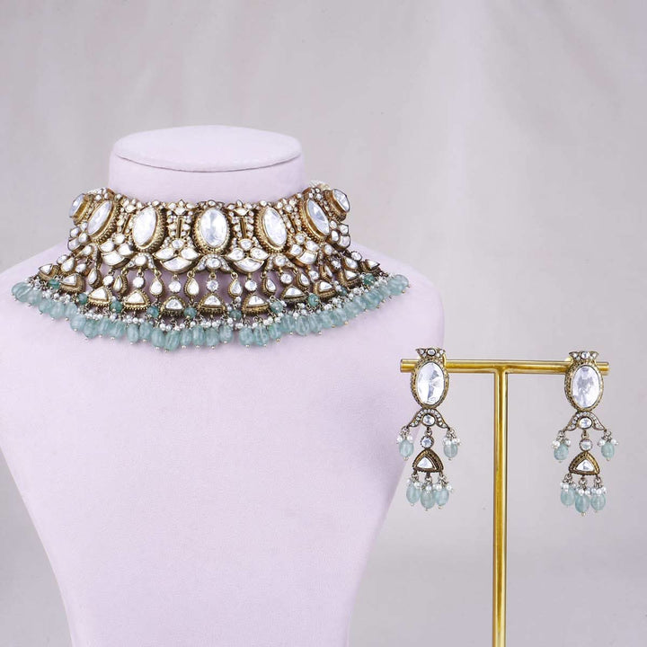 92.5 Silver Kesvina Victorian Choker Set